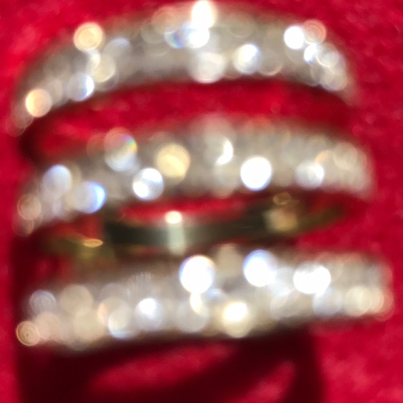 Put a ring on it - Picture 4 of 5